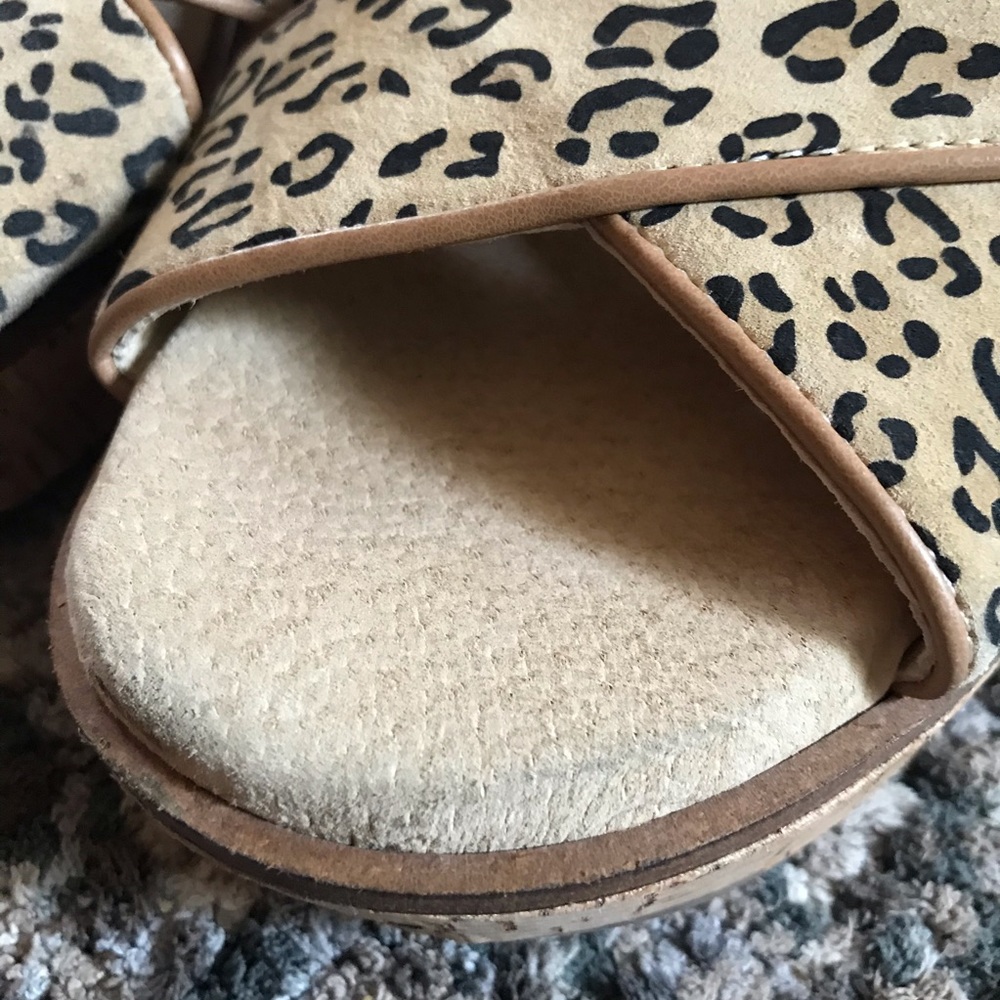 Reba Payden Leopard Print Cross Band Slides - image 4